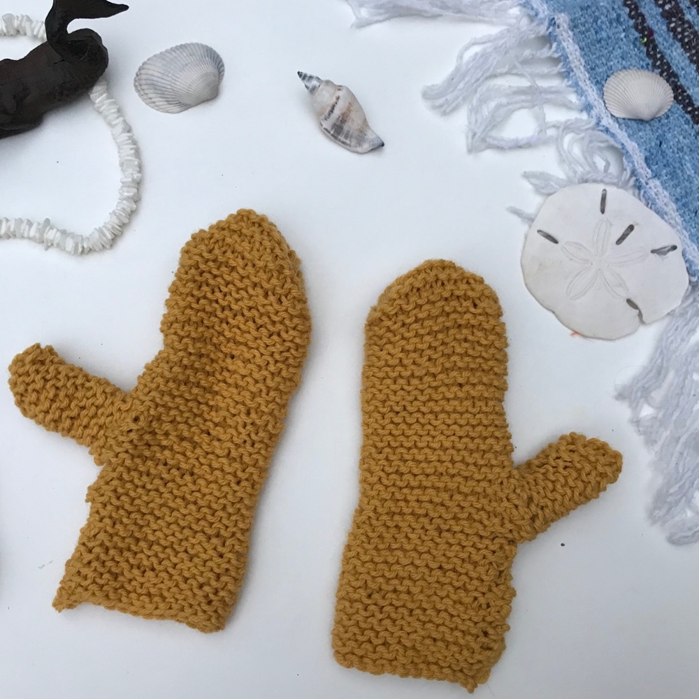 Handmade yellow mittens super trendy
